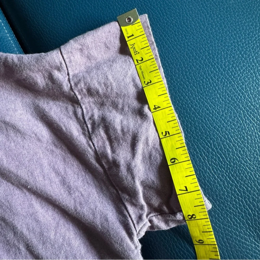 BASEL boxy linen top in beautiful dusty lavender. Size M - Picture 2 of 5